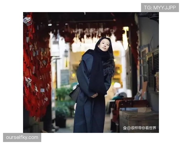 李梦居然能把同一个鞋柜塞满五大牌，怎么看都不像普通人！